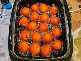 Oliebollenactie door eigen vrijwilliger(s)